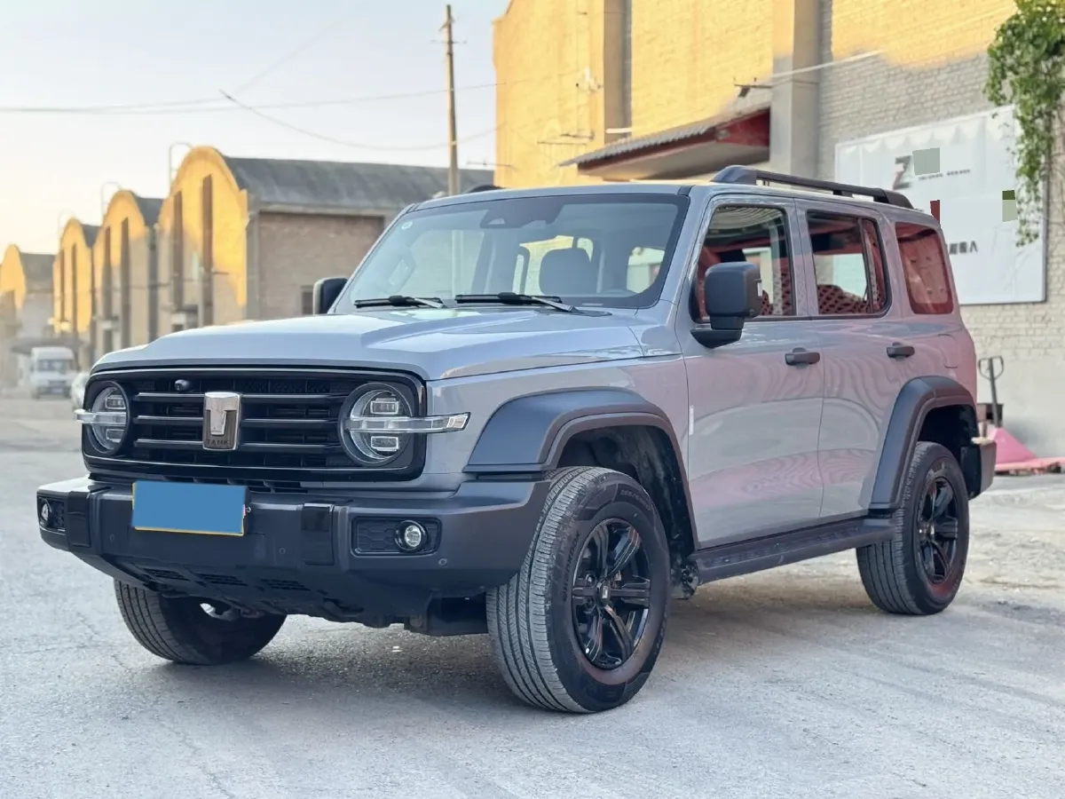2023 Tank 300 2.0T 227HP L4 8AT,autocango,china used car exporter,china ev exporter,chinese used car exporter,chinese used ev exporter