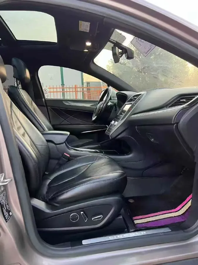 2018 Lincoln MKC 2.0T 203HP L4 6AT,autocango,china used car exporter,china ev exporter,chinese used car exporter,chinese used ev exporter