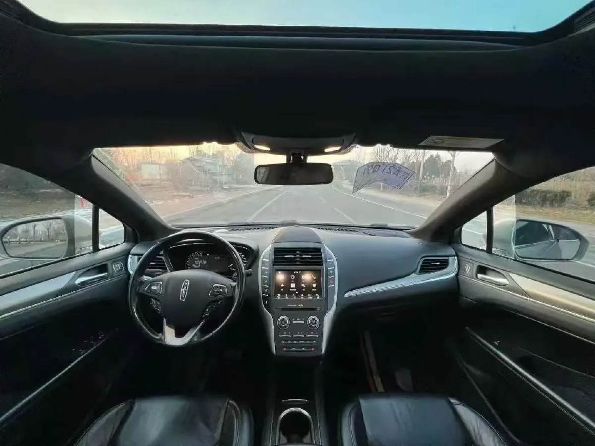 2018 Lincoln MKC 2.0T 203HP L4 6AT,autocango,china used car exporter,china ev exporter,chinese used car exporter,chinese used ev exporter