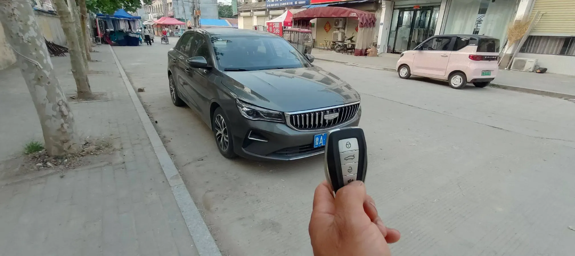 2025 Geely Emgrand 1.5L 127HP L4 CVT,autocango,china used car exporter,china ev exporter,chinese used car exporter,chinese used ev exporter