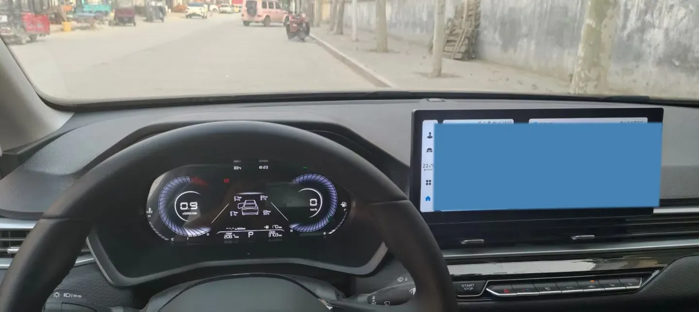 2025 Geely Emgrand 1.5L 127HP L4 CVT,autocango,china used car exporter,china ev exporter,chinese used car exporter,chinese used ev exporter