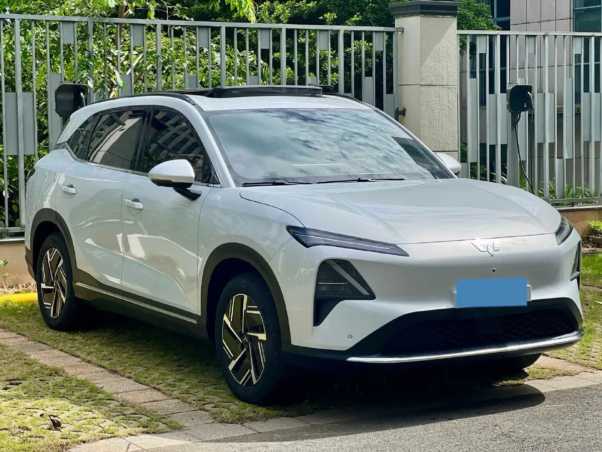 2024 WuLing XingGuangS BEV 60KWH,autocango,china used car exporter,china ev exporter,chinese used car exporter,chinese used ev exporter
