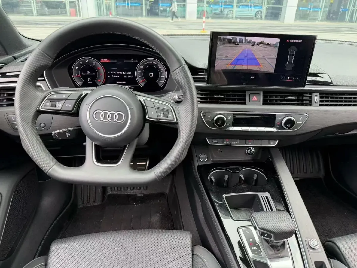 2024 Audi A4L 2.0T 190HP L4 7DCT,autocango,china used car exporter,china ev exporter,chinese used car exporter,chinese used ev exporter
