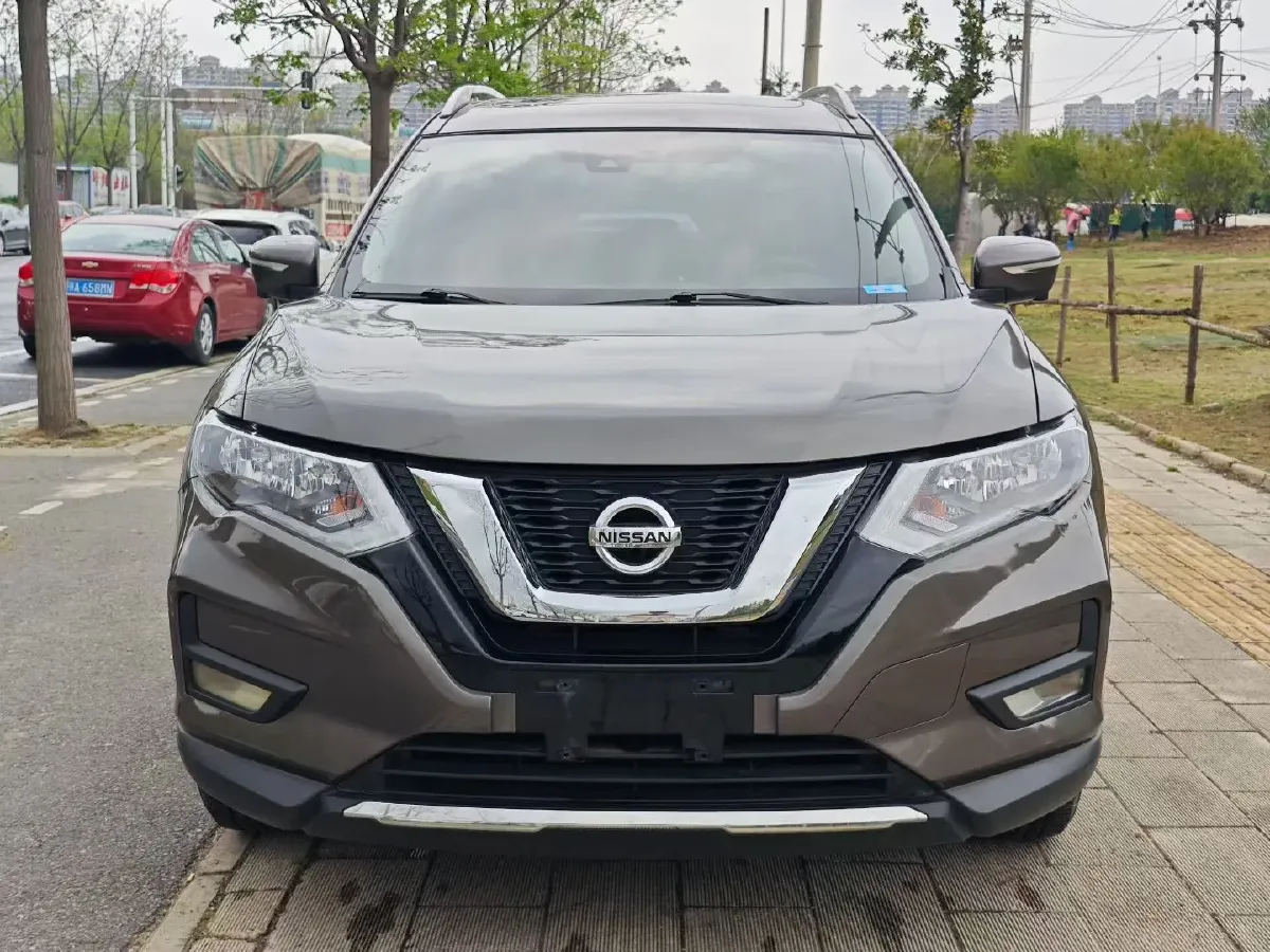 2021 Nissan X-Trail 2.0L 151HP L4 CVT,autocango,china used car exporter,china ev exporter,chinese used car exporter,chinese used ev exporter