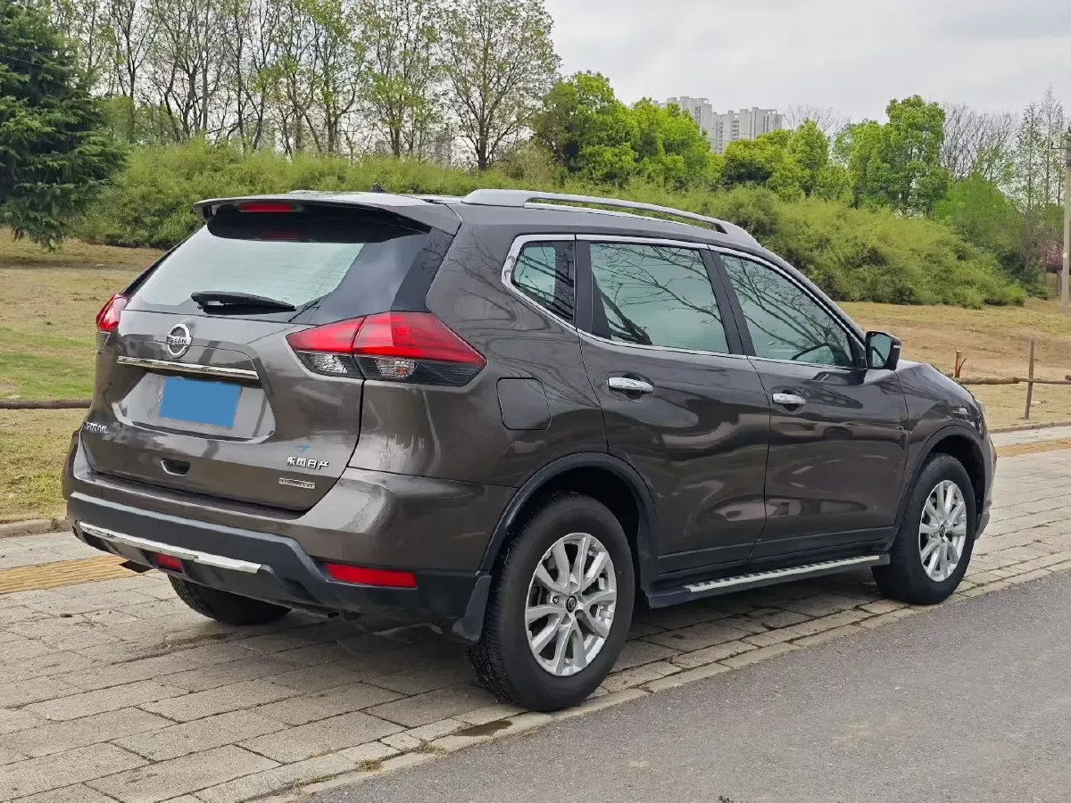 2021 Nissan X-Trail 2.0L 151HP L4 CVT,autocango,china used car exporter,china ev exporter,chinese used car exporter,chinese used ev exporter