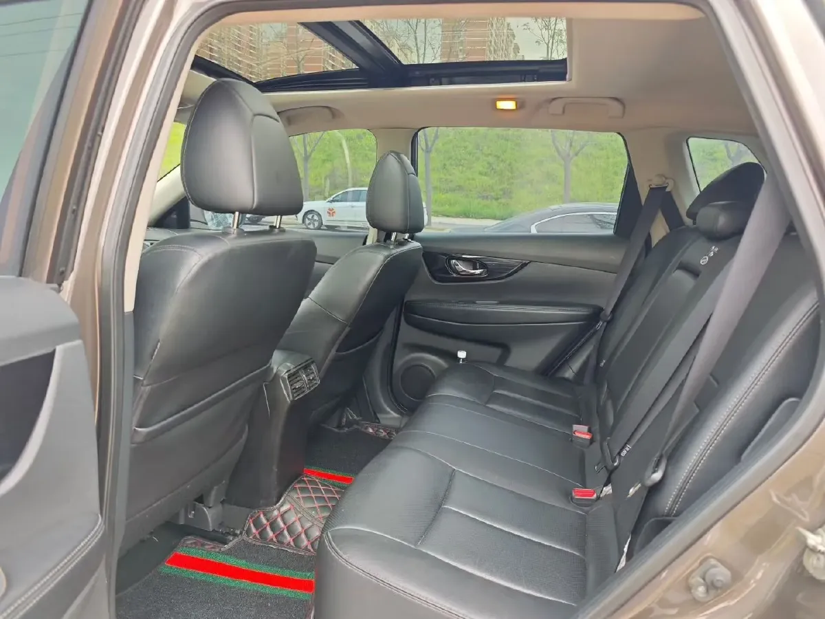 2021 Nissan X-Trail 2.0L 151HP L4 CVT,autocango,china used car exporter,china ev exporter,chinese used car exporter,chinese used ev exporter