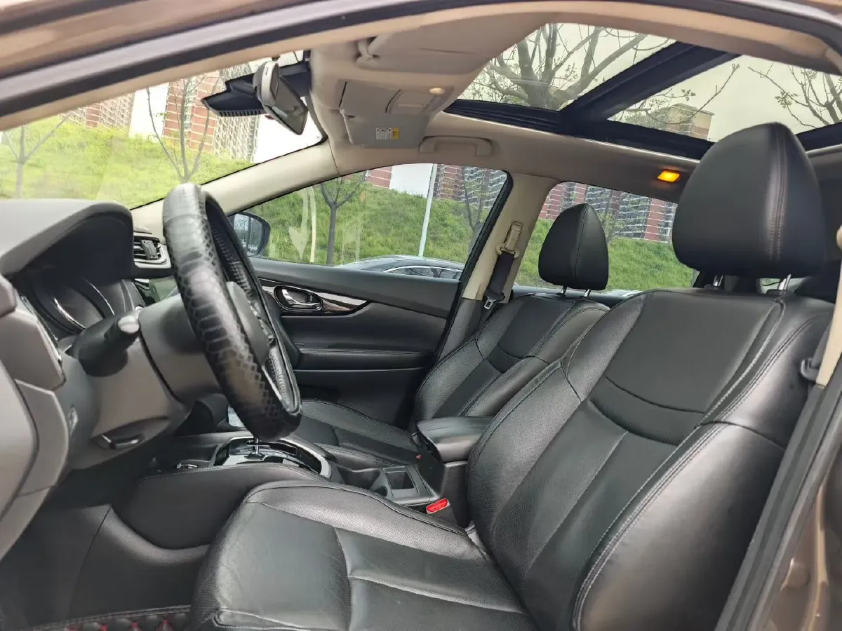 2021 Nissan X-Trail 2.0L 151HP L4 CVT,autocango,china used car exporter,china ev exporter,chinese used car exporter,chinese used ev exporter
