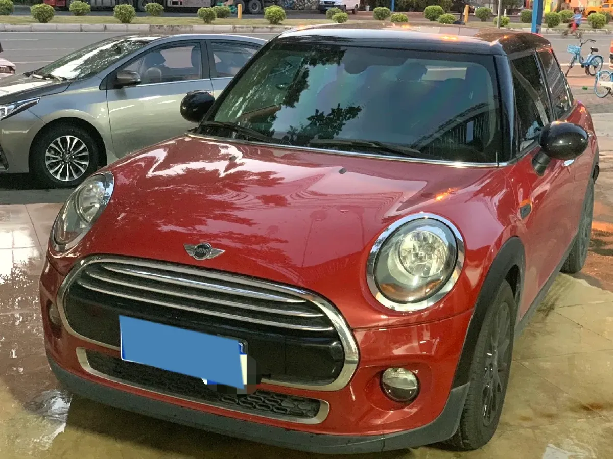 2016 MINI MINI 1.5T 136HP L3 6AT,autocango,china used car exporter,china ev exporter,chinese used car exporter,chinese used ev exporter