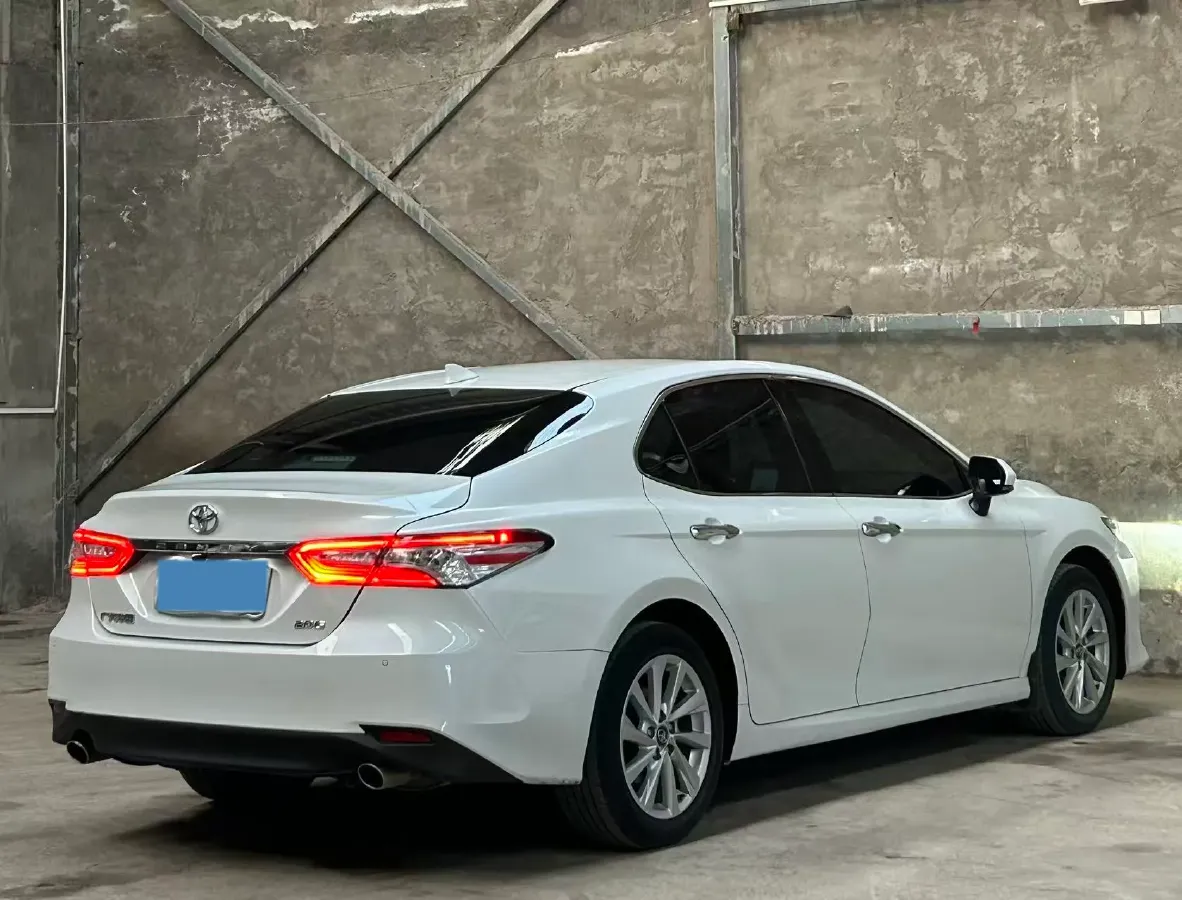 2021 Toyota Camry 2.0L 178HP L4 CVT,autocango,china used car exporter,china ev exporter,chinese used car exporter,chinese used ev exporter