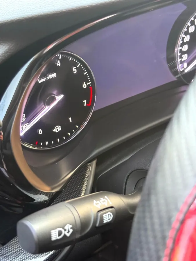 2022 Buick EnvisionPlus 2.0T 237HP L4 9AT,autocango,china used car exporter,china ev exporter,chinese used car exporter,chinese used ev exporter