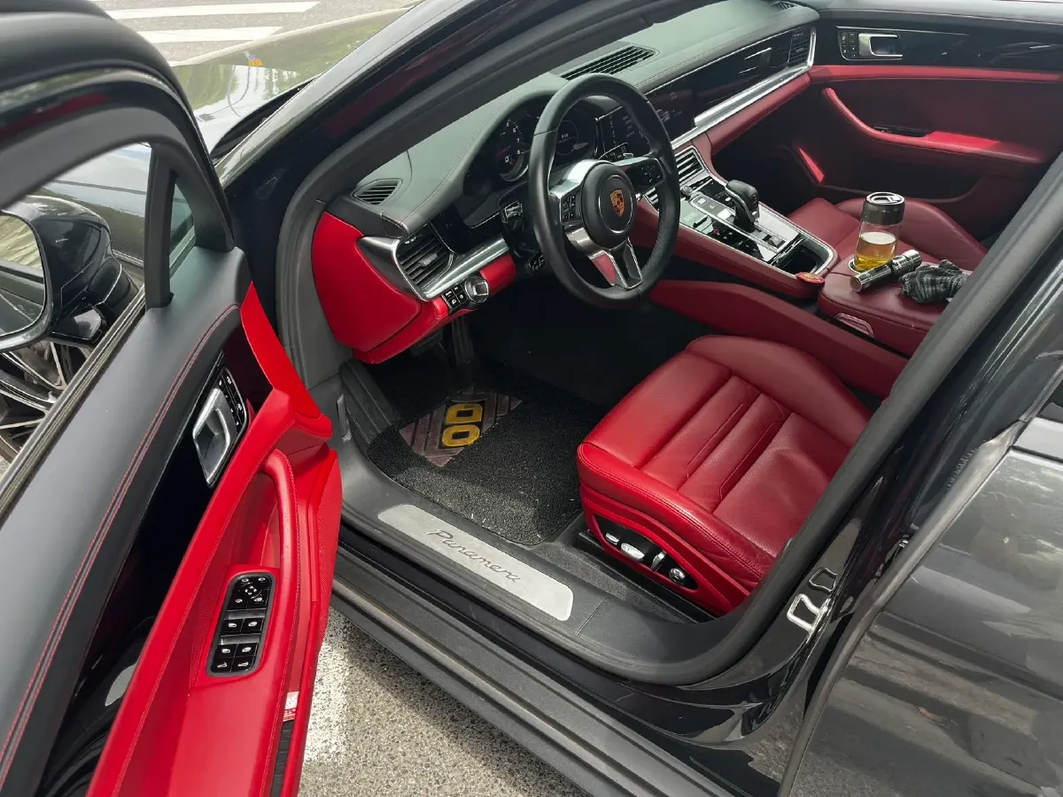 2019 Porsche Panamera 2.9T 330HP V6 8DCT,autocango,china used car exporter,china ev exporter,chinese used car exporter,chinese used ev exporter