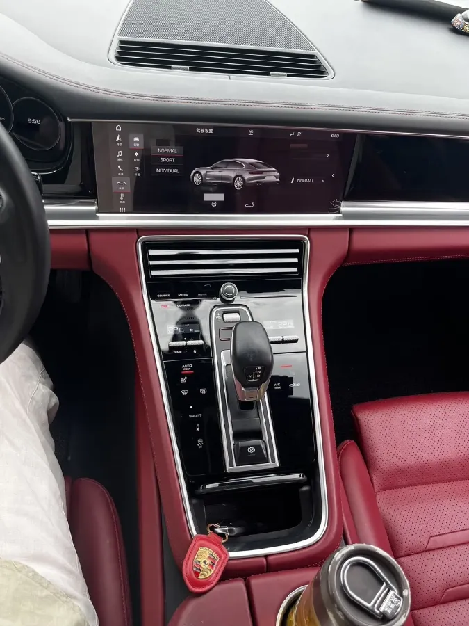 2019 Porsche Panamera 2.9T 330HP V6 8DCT,autocango,china used car exporter,china ev exporter,chinese used car exporter,chinese used ev exporter