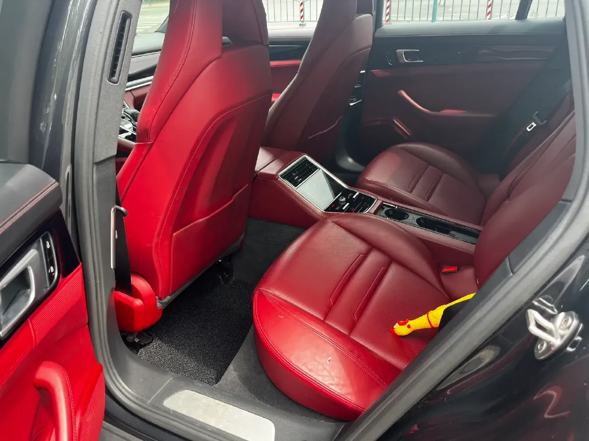 2019 Porsche Panamera 2.9T 330HP V6 8DCT,autocango,china used car exporter,china ev exporter,chinese used car exporter,chinese used ev exporter