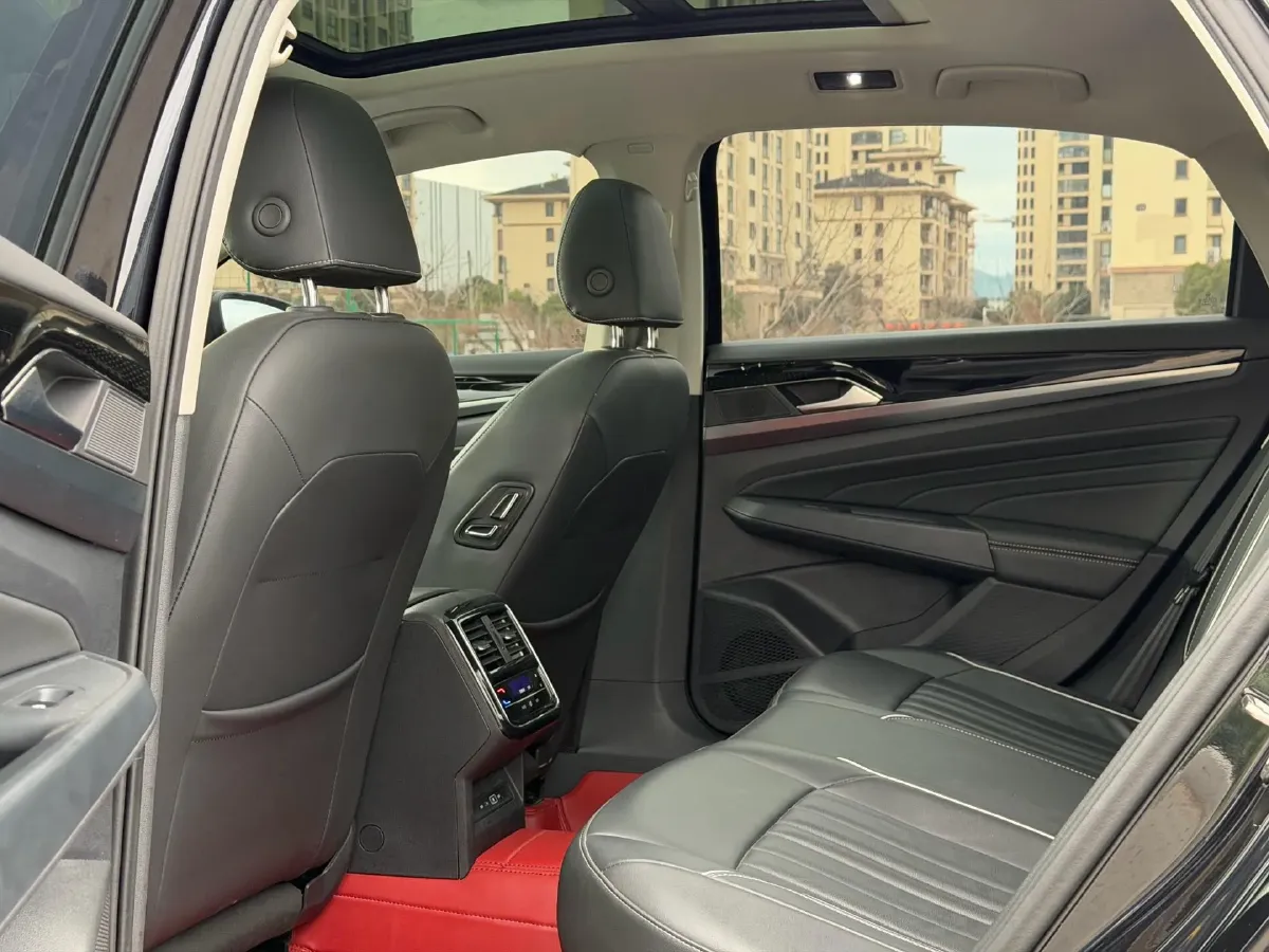 2023 Volkswagen Passat 2.0T 186HP L4 7DCT,autocango,china used car exporter,china ev exporter,chinese used car exporter,chinese used ev exporter