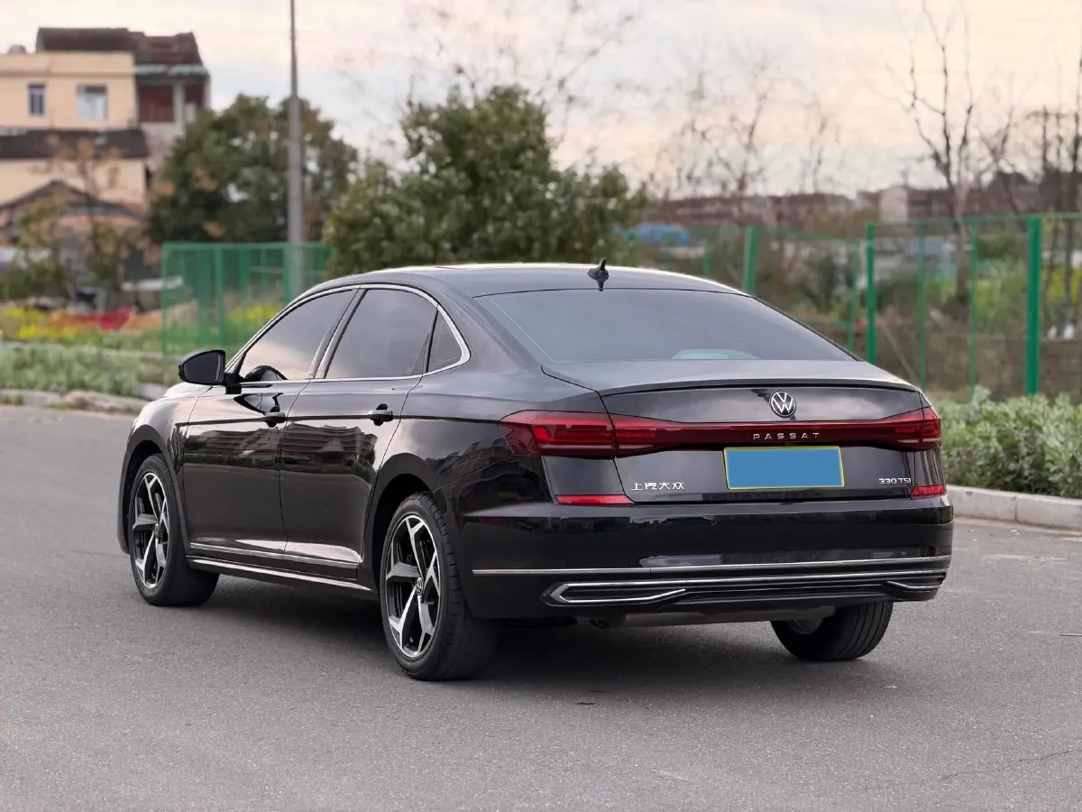 2023 Volkswagen Passat 2.0T 186HP L4 7DCT,autocango,china used car exporter,china ev exporter,chinese used car exporter,chinese used ev exporter