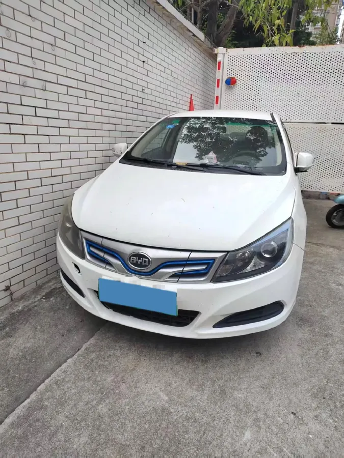 2018 BYD e5 BEV 60.48KWH,autocango,china used car exporter,china ev exporter,chinese used car exporter,chinese used ev exporter