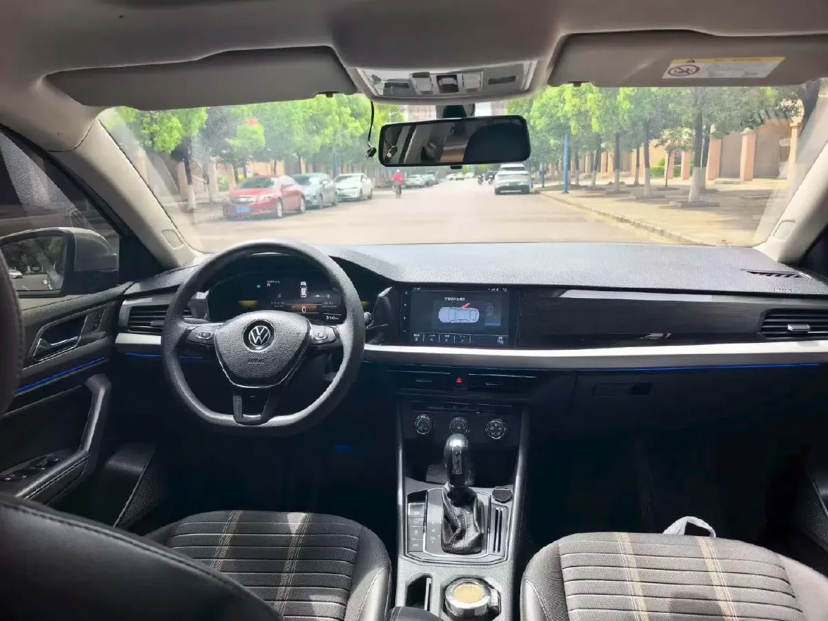 2021 Volkswagen Lavida 1.4T 150HP L4 7DCT,autocango,china used car exporter,china ev exporter,chinese used car exporter,chinese used ev exporter