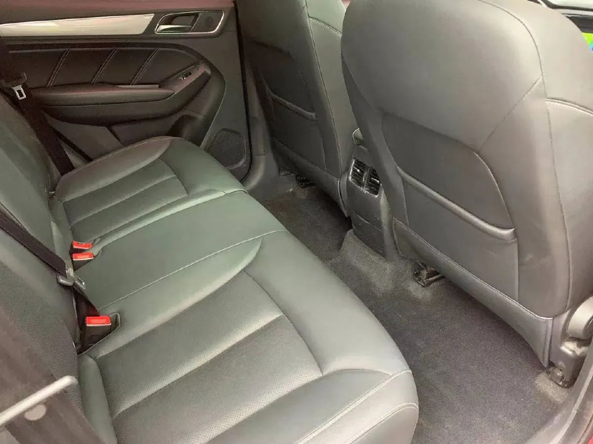2018 Roewe RX5 1.5T 169HP L4 7DCT,autocango,china used car exporter,china ev exporter,chinese used car exporter,chinese used ev exporter