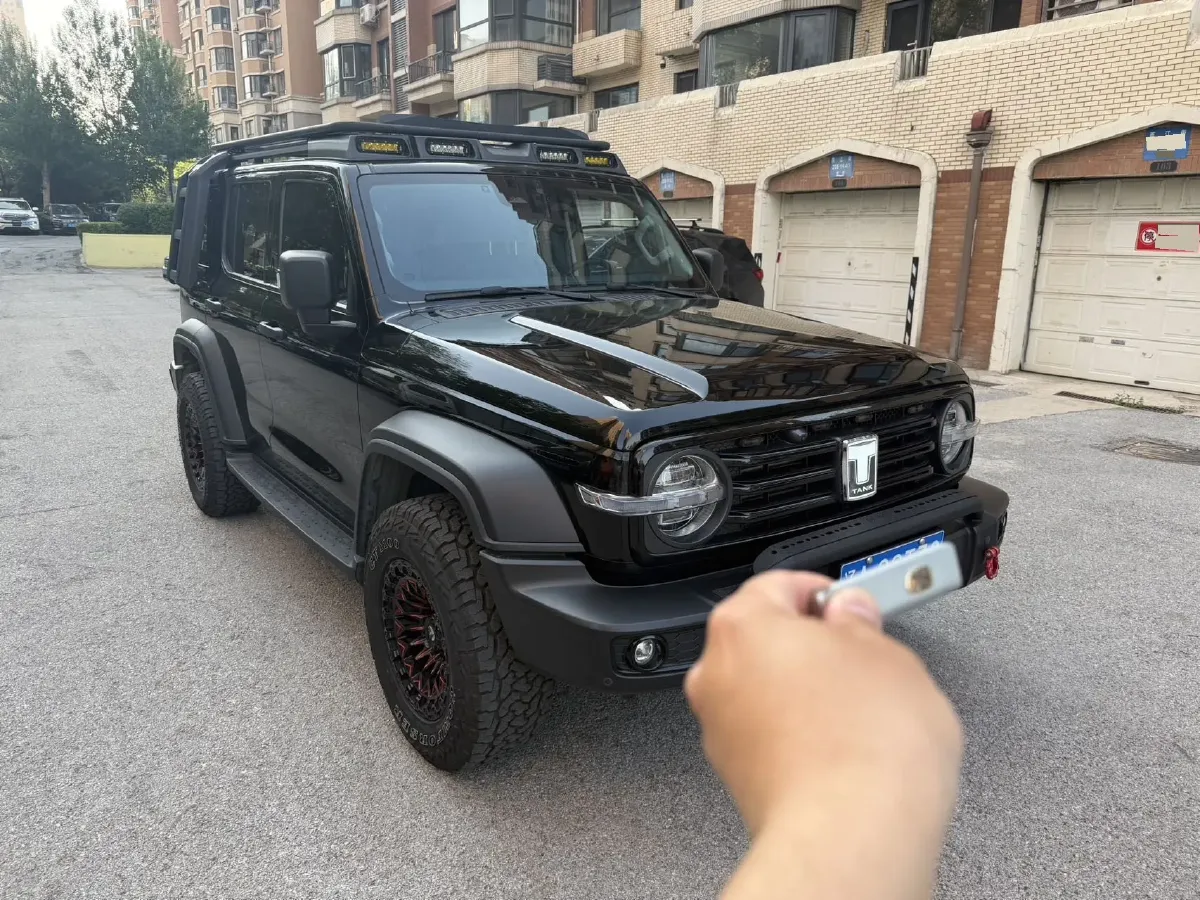 2024 Tank 300 2.0T 227HP L4 8AT,autocango,china used car exporter,china ev exporter,chinese used car exporter,chinese used ev exporter