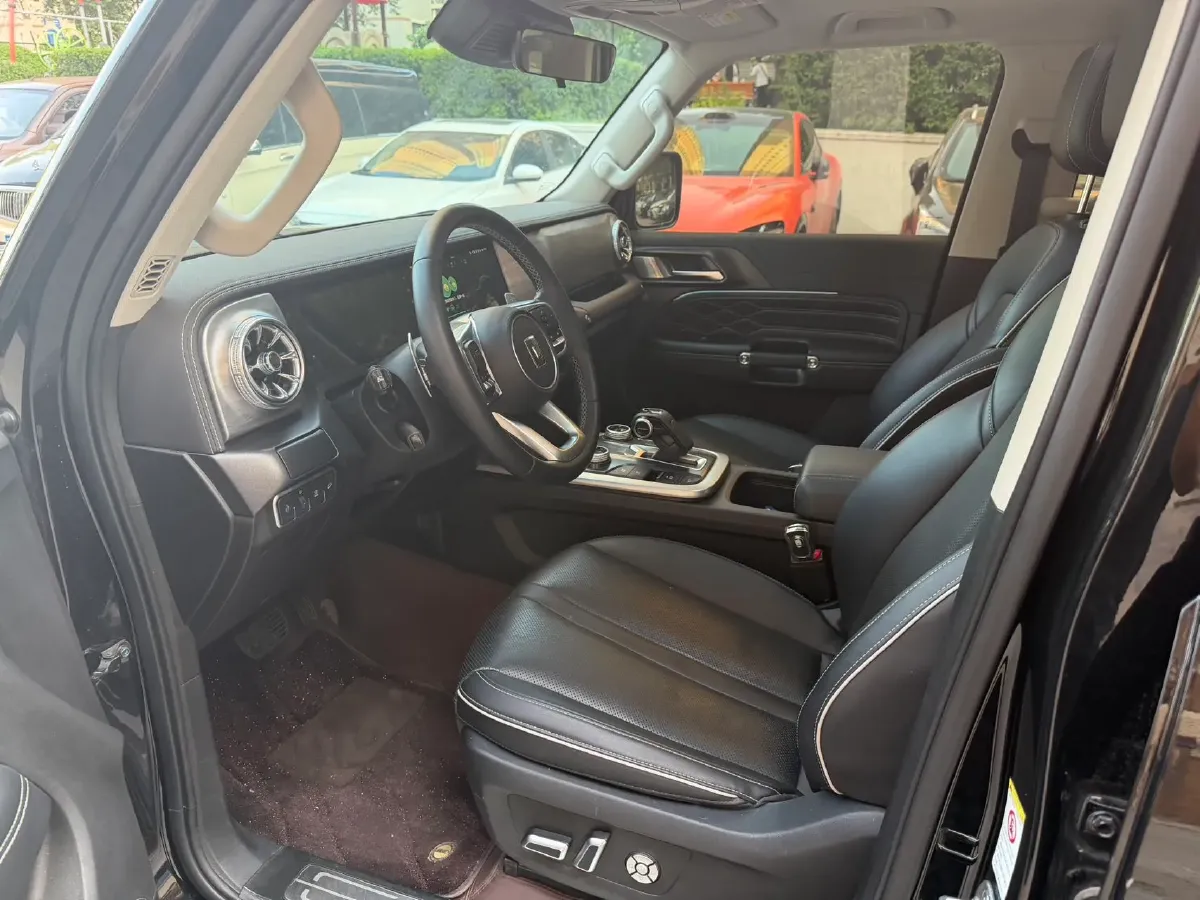 2024 Tank 300 2.0T 227HP L4 8AT,autocango,china used car exporter,china ev exporter,chinese used car exporter,chinese used ev exporter