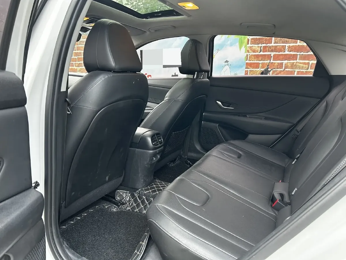 2022 Hyundai Elantra 1.5L 115HP L4 CVT,autocango,china used car exporter,china ev exporter,chinese used car exporter,chinese used ev exporter