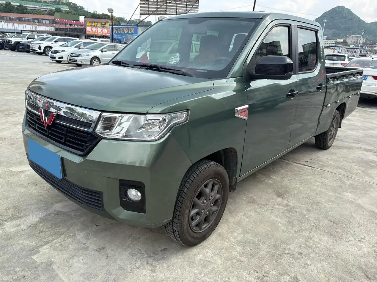 2021 WuLing ZhentTu 1.5L 99HP L4 5MT,autocango,china used car exporter,china ev exporter,chinese used car exporter,chinese used ev exporter