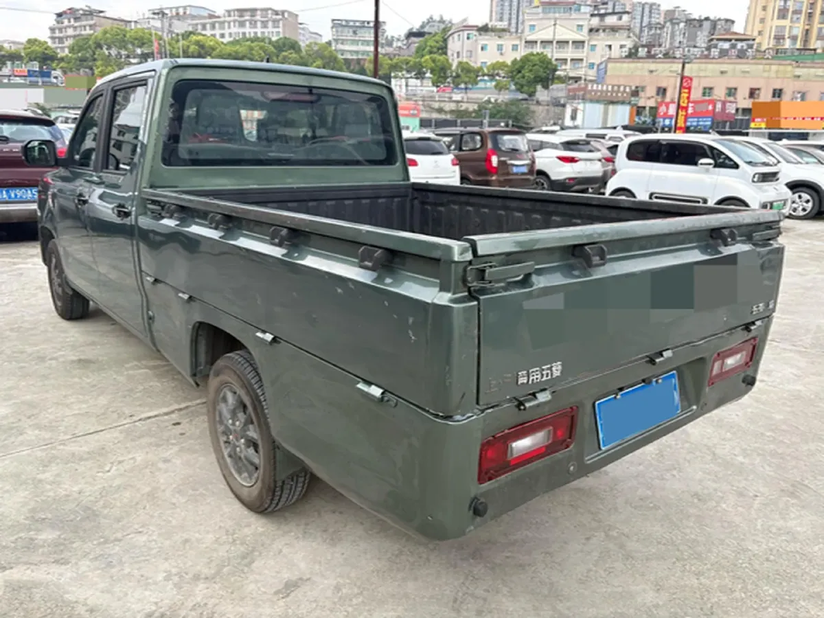 2021 WuLing ZhentTu 1.5L 99HP L4 5MT,autocango,china used car exporter,china ev exporter,chinese used car exporter,chinese used ev exporter