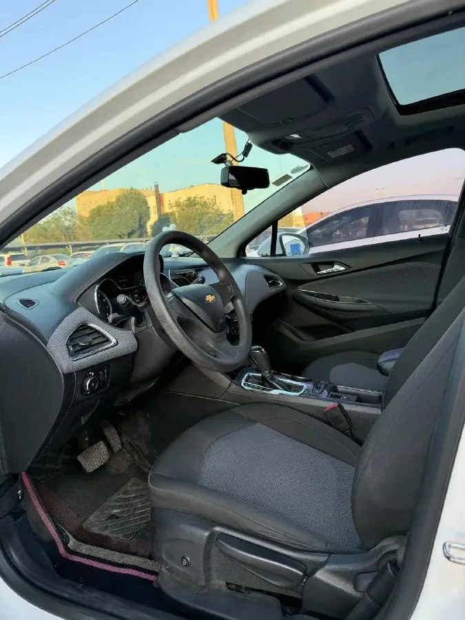 2018 Chevrolet Cruze 1.5L 114HP L4 6AT,autocango,china used car exporter,china ev exporter,chinese used car exporter,chinese used ev exporter