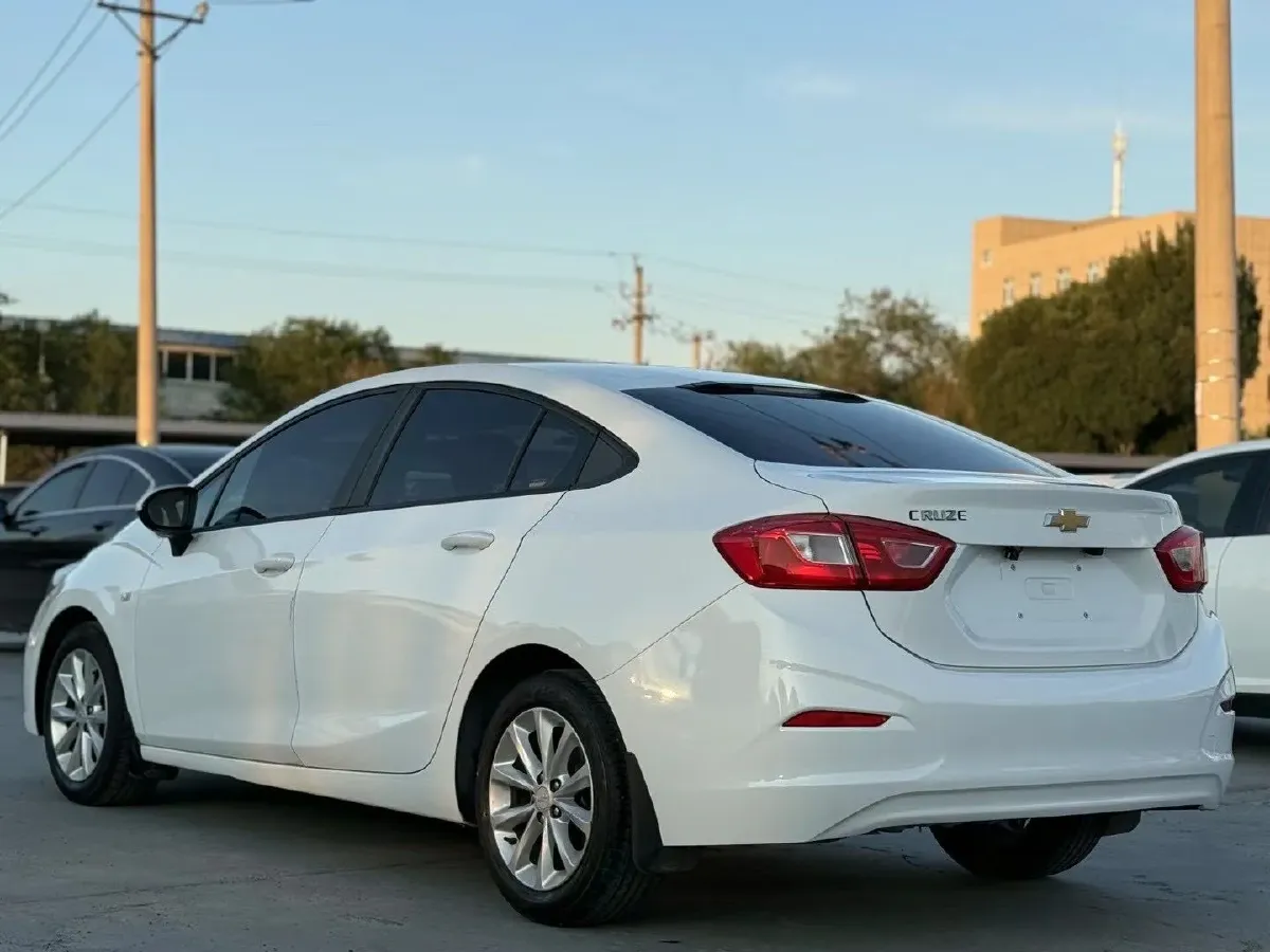 2018 Chevrolet Cruze 1.5L 114HP L4 6AT,autocango,china used car exporter,china ev exporter,chinese used car exporter,chinese used ev exporter