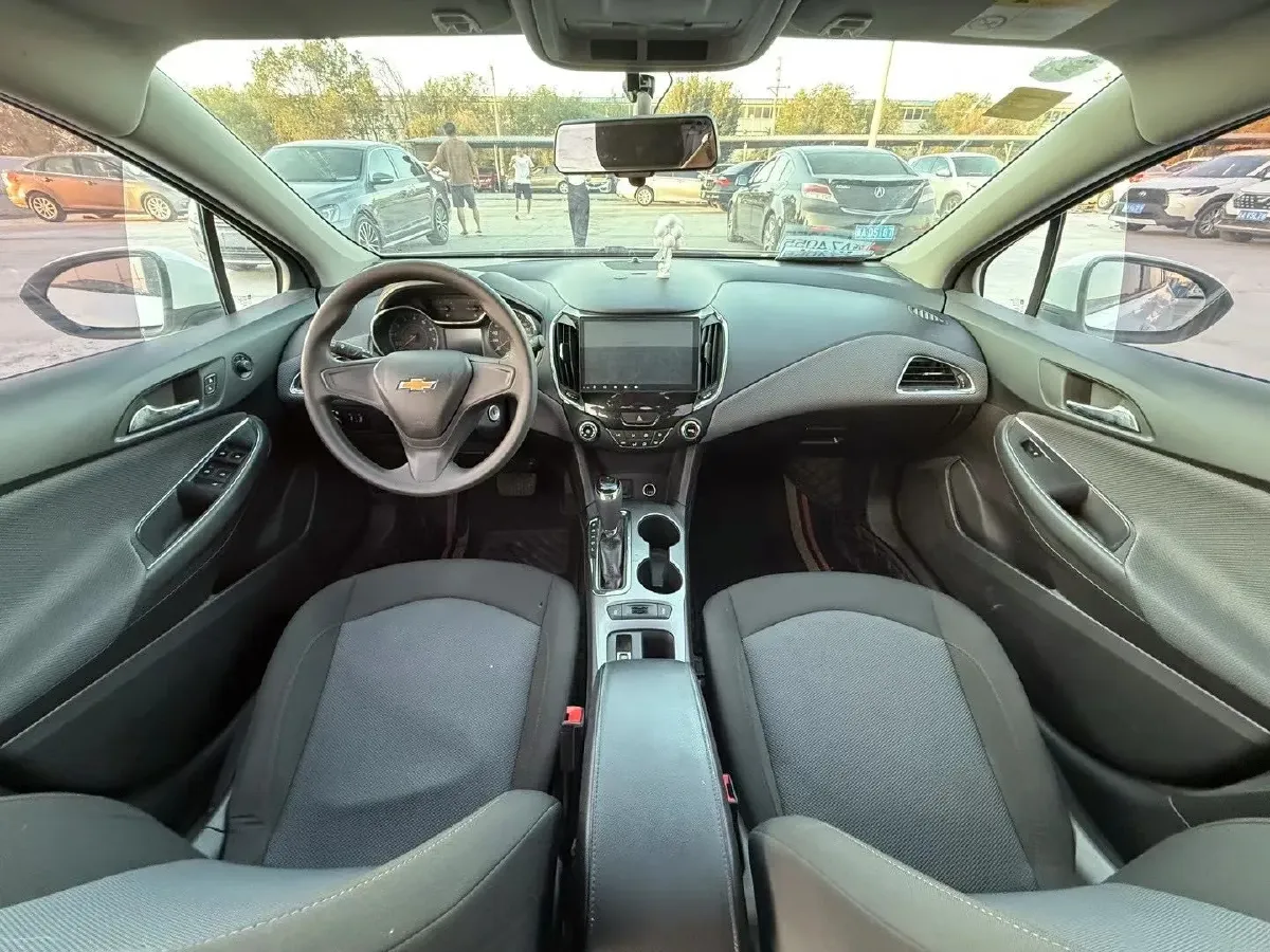 2018 Chevrolet Cruze 1.5L 114HP L4 6AT,autocango,china used car exporter,china ev exporter,chinese used car exporter,chinese used ev exporter