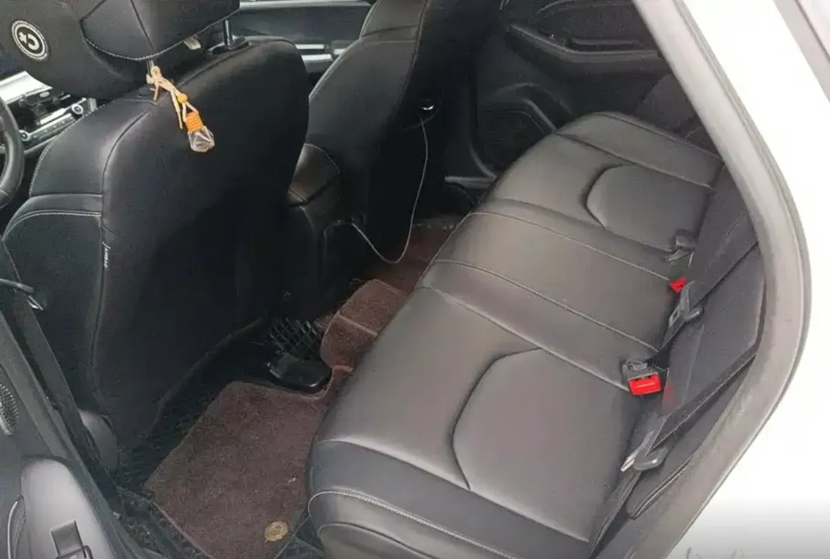 2021 Ford Escort 1.5L 122HP L3 6AT,autocango,china used car exporter,china ev exporter,chinese used car exporter,chinese used ev exporter