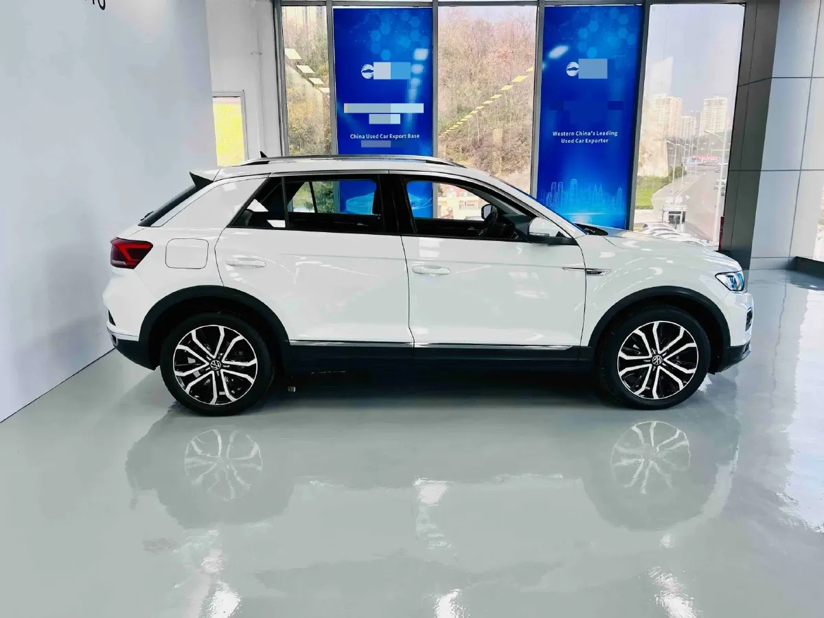 2021 Volkswagen T-Roc 1.4T 150HP L4 7DCT,autocango,china used car exporter,china ev exporter,chinese used car exporter,chinese used ev exporter