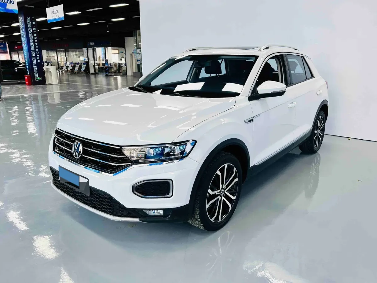 2021 Volkswagen T-Roc 1.4T 150HP L4 7DCT,autocango,china used car exporter,china ev exporter,chinese used car exporter,chinese used ev exporter