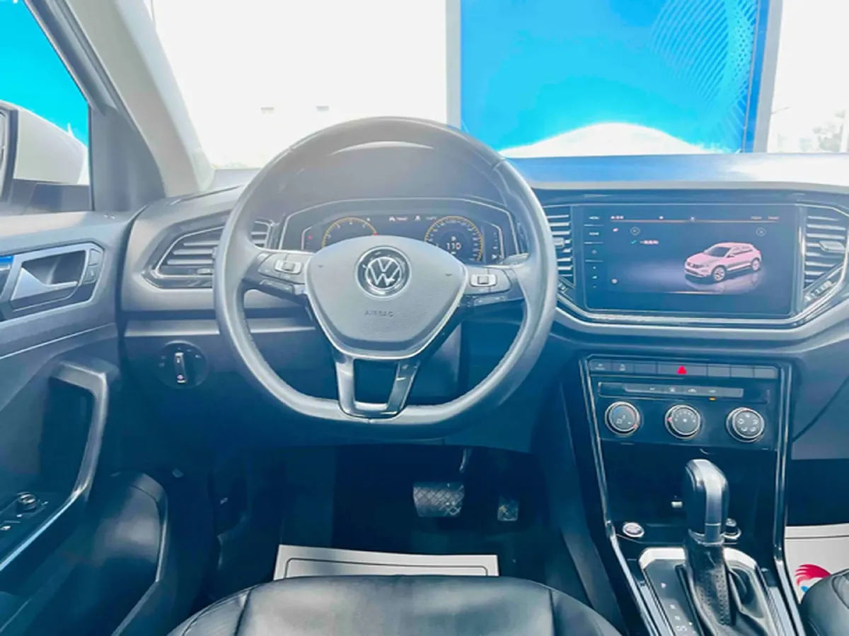 2021 Volkswagen T-Roc 1.4T 150HP L4 7DCT,autocango,china used car exporter,china ev exporter,chinese used car exporter,chinese used ev exporter