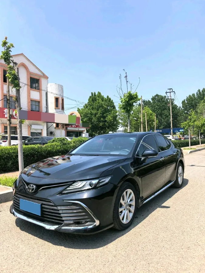 2023 Toyota Camry 2.0L 177HP L4 CVT,autocango,china used car exporter,china ev exporter,chinese used car exporter,chinese used ev exporter