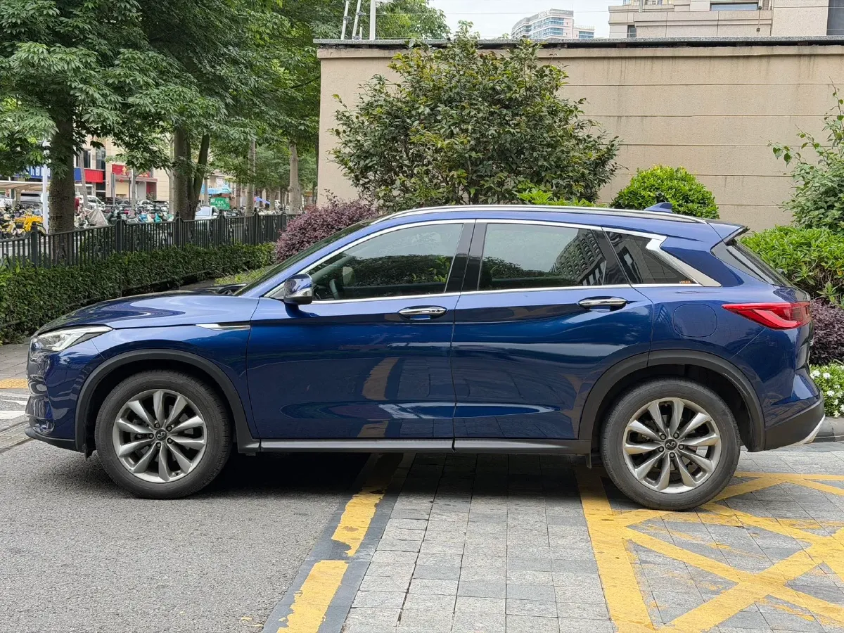 2020 Infiniti QX50 2.0T 245HP L4 CVT,autocango,china used car exporter,china ev exporter,chinese used car exporter,chinese used ev exporter