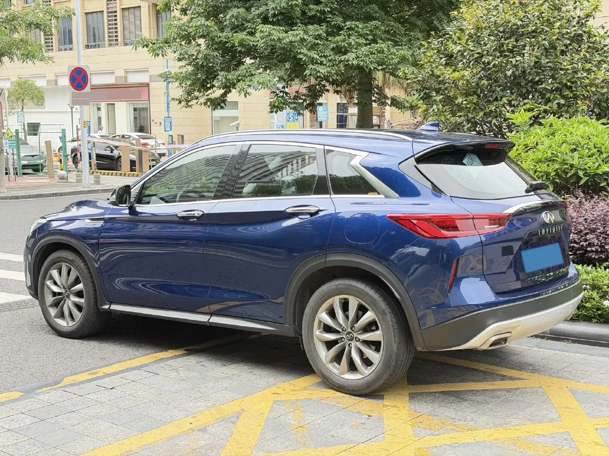 2020 Infiniti QX50 2.0T 245HP L4 CVT,autocango,china used car exporter,china ev exporter,chinese used car exporter,chinese used ev exporter