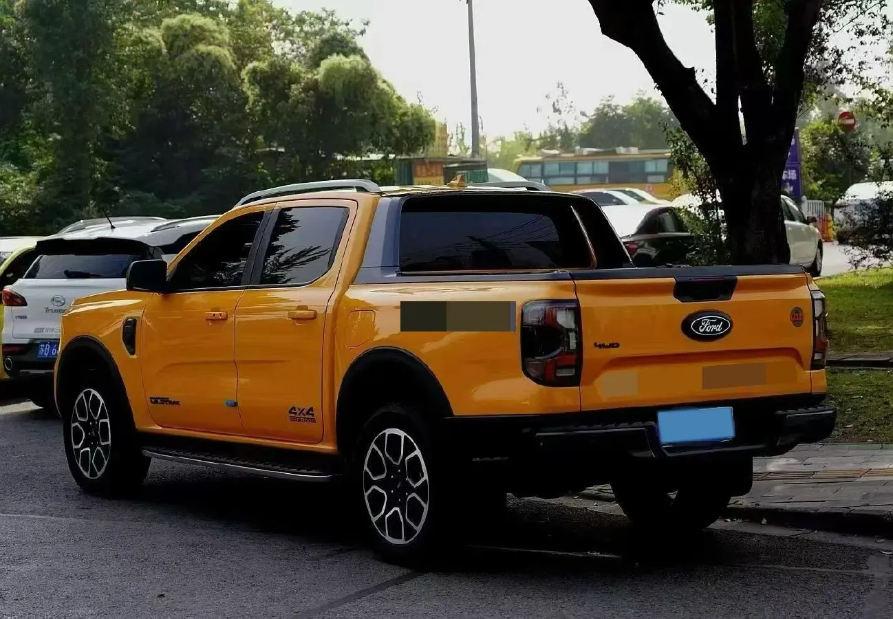 2023 Ford Ranger 2.3T 258HP L4 8AT,autocango,china used car exporter,china ev exporter,chinese used car exporter,chinese used ev exporter