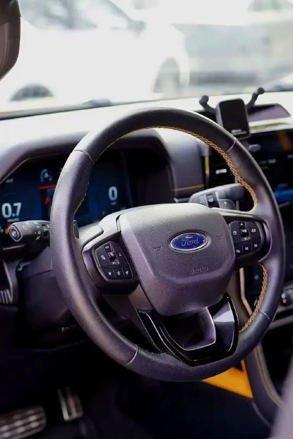 2023 Ford Ranger 2.3T 258HP L4 8AT,autocango,china used car exporter,china ev exporter,chinese used car exporter,chinese used ev exporter