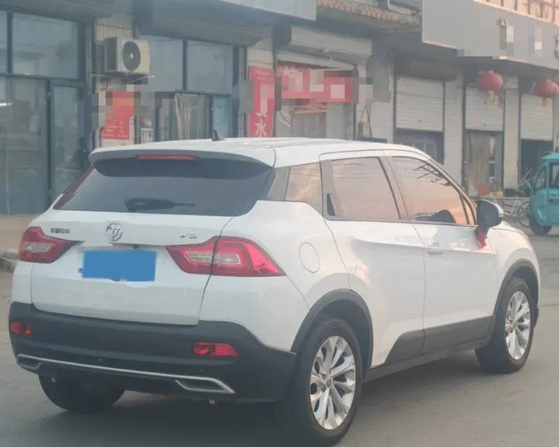 2017 Brilliance Auto V3 1.5L 112HP L4 5AT,autocango,china used car exporter,china ev exporter,chinese used car exporter,chinese used ev exporter