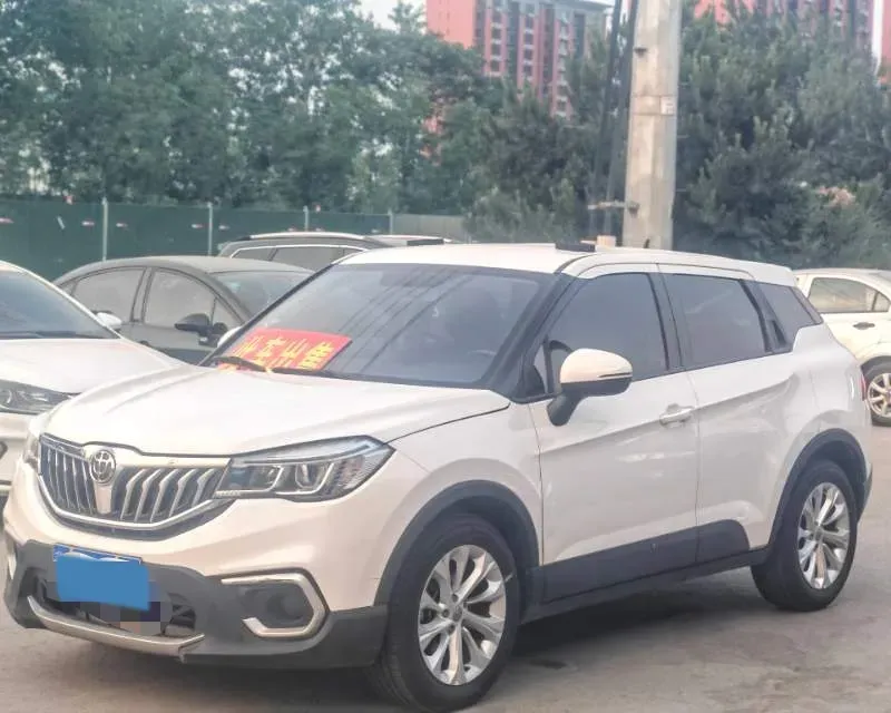 2017 Brilliance Auto V3 1.5L 112HP L4 5AT,autocango,china used car exporter,china ev exporter,chinese used car exporter,chinese used ev exporter