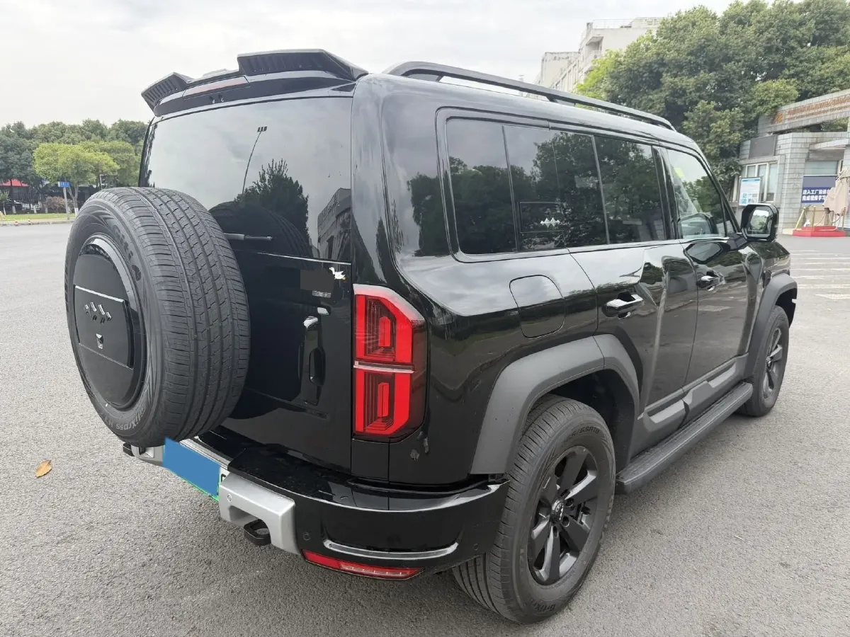 2025 FangChengBao Bao 5 1.5T 194HP L4 E-CVT PHEV,autocango,china used car exporter,china ev exporter,chinese used car exporter,chinese used ev exporter