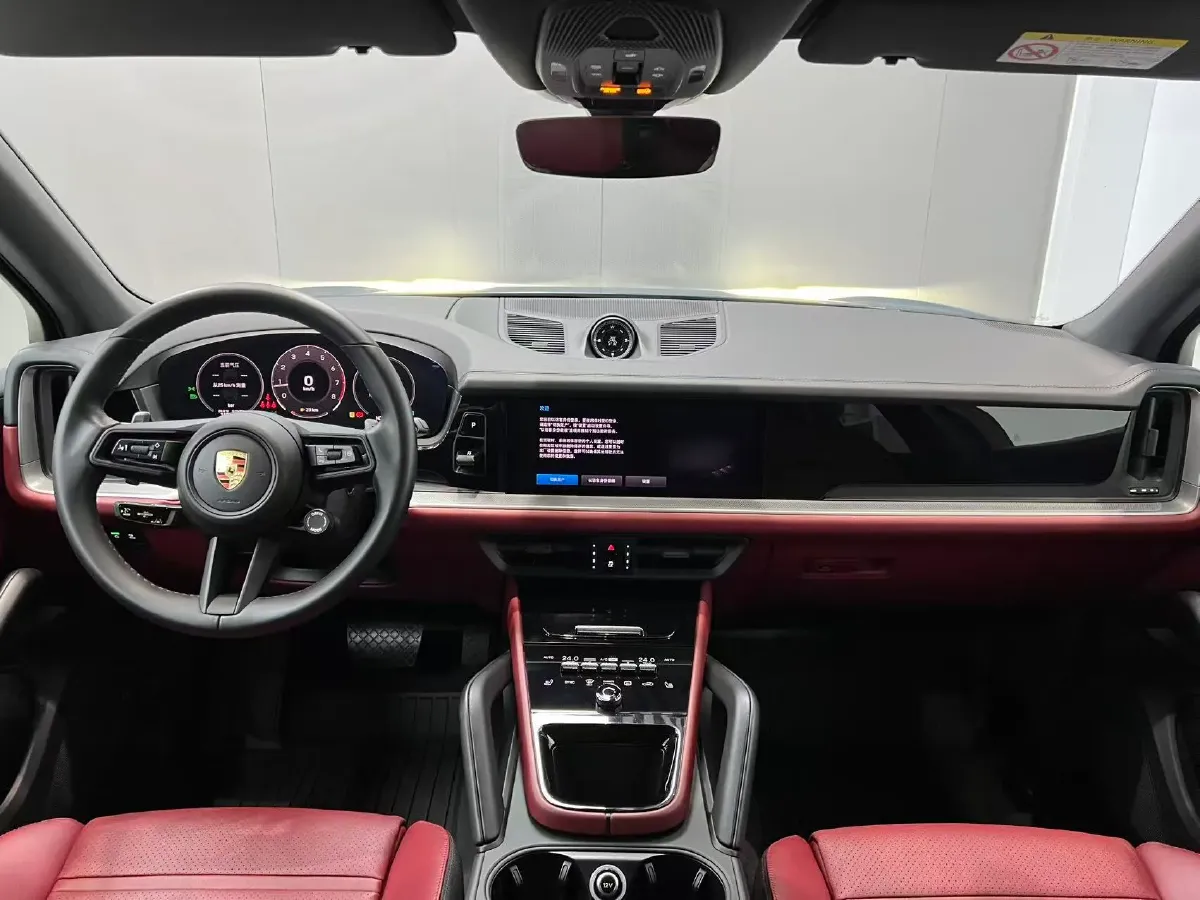 2025 Porsche Cayenne 3.0T 354HP V6 8AT,autocango,china used car exporter,china ev exporter,chinese used car exporter,chinese used ev exporter