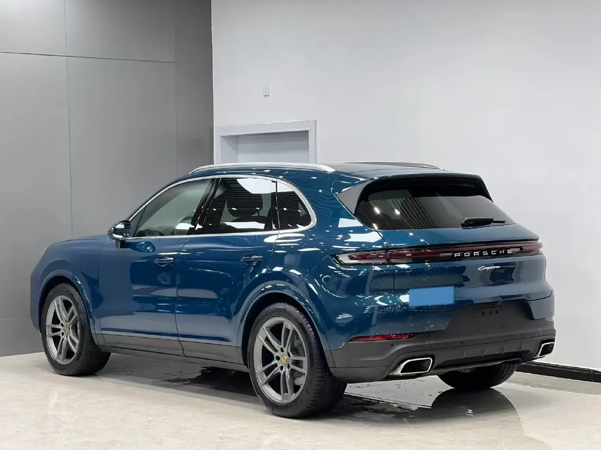 2025 Porsche Cayenne 3.0T 354HP V6 8AT,autocango,china used car exporter,china ev exporter,chinese used car exporter,chinese used ev exporter