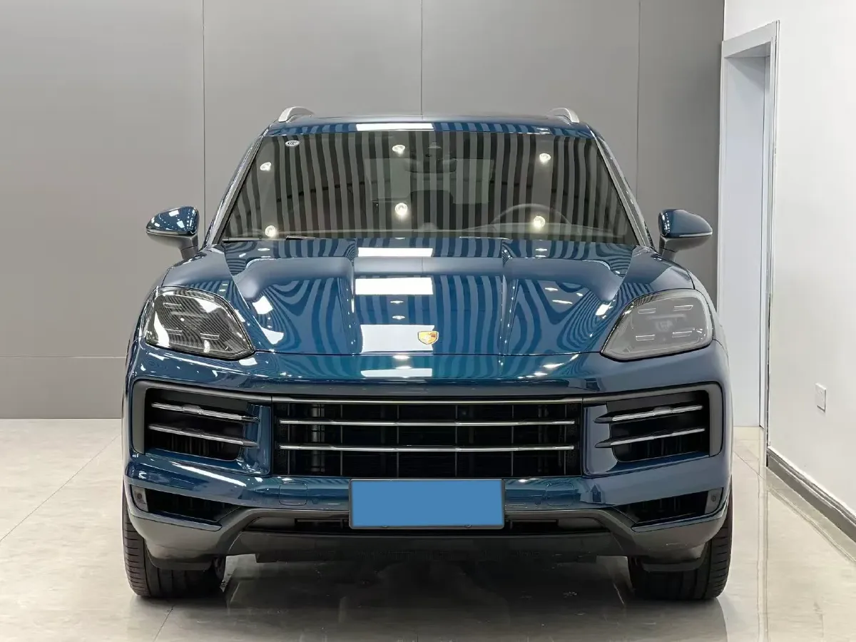 2025 Porsche Cayenne 3.0T 354HP V6 8AT,autocango,china used car exporter,china ev exporter,chinese used car exporter,chinese used ev exporter