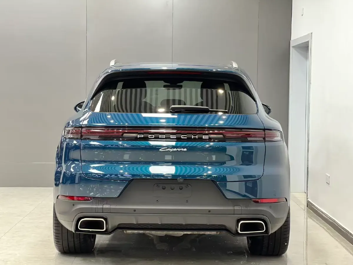 2025 Porsche Cayenne 3.0T 354HP V6 8AT,autocango,china used car exporter,china ev exporter,chinese used car exporter,chinese used ev exporter