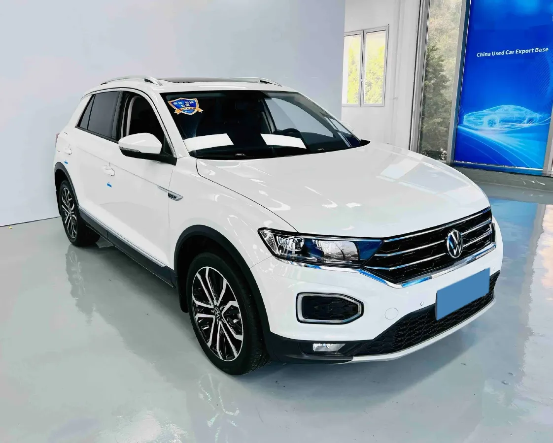 2022 Volkswagen T-Roc 1.4T 150HP L4 7DCT,autocango,china used car exporter,china ev exporter,chinese used car exporter,chinese used ev exporter