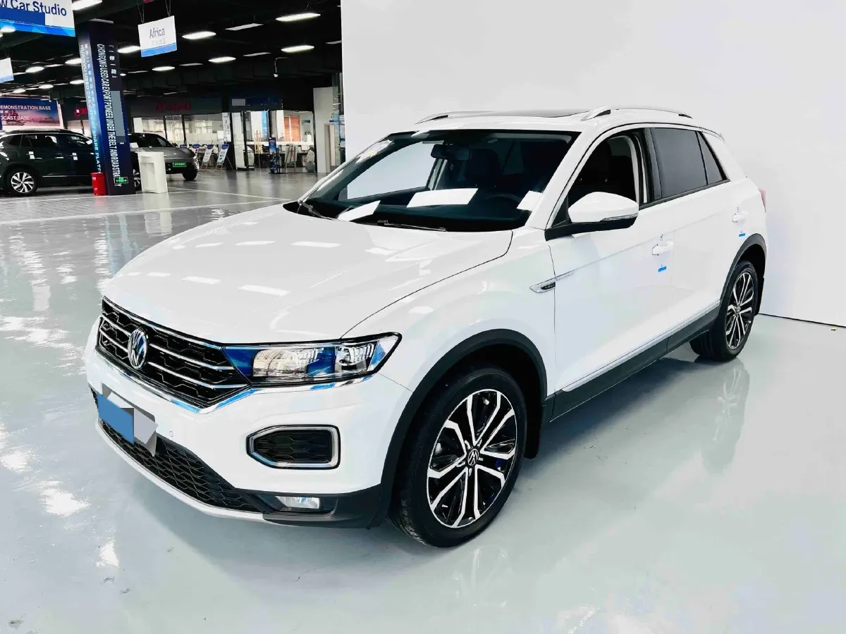2022 Volkswagen T-Roc 1.4T 150HP L4 7DCT,autocango,china used car exporter,china ev exporter,chinese used car exporter,chinese used ev exporter