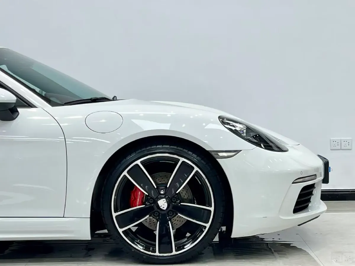 2018 Porsche 718 2.0T 250HP H4 7DCT,autocango,china used car exporter,china ev exporter,chinese used car exporter,chinese used ev exporter