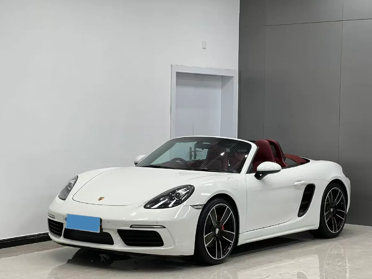 2018 Porsche 718 2.0T 250HP H4 7DCT,autocango,china used car exporter,china ev exporter,chinese used car exporter,chinese used ev exporter